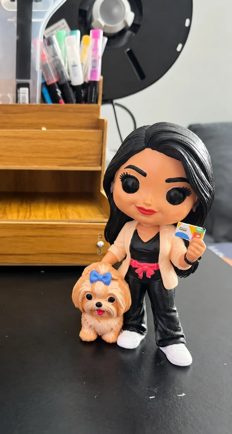 Boneca personalizada acompanhada de um cachorrinho